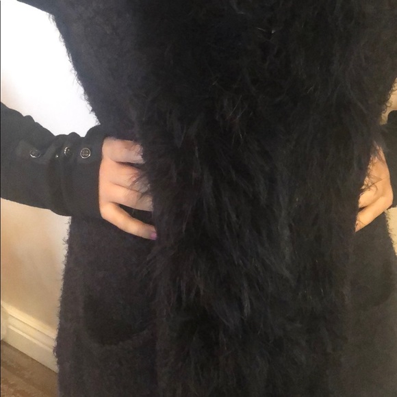 Feather Sweater vest - Picture 2 of 8